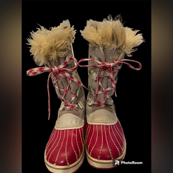 Sorel winter boots quality waterproof winter boots. Brick red w/fur lined upper. - Picture 6 of 7